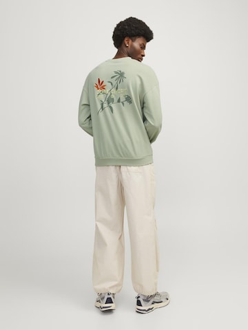 JACK & JONES Sweatshirt 'JCOStagger' in Groen