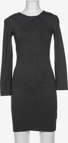 mint&berry Dress in XS in Grey: front