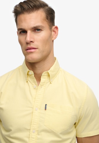 Superdry & Co Regular fit Overhemd 'Essentials Oxford' in Geel