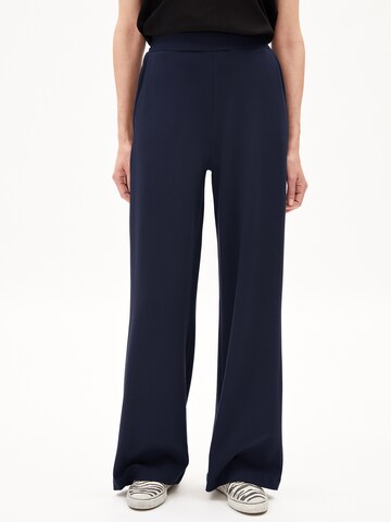 ARMEDANGELS Wide leg Broek ' HIMAARI ' in Blauw: voorkant