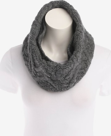 HUGO Schal One Size in Grau: Vorderseite