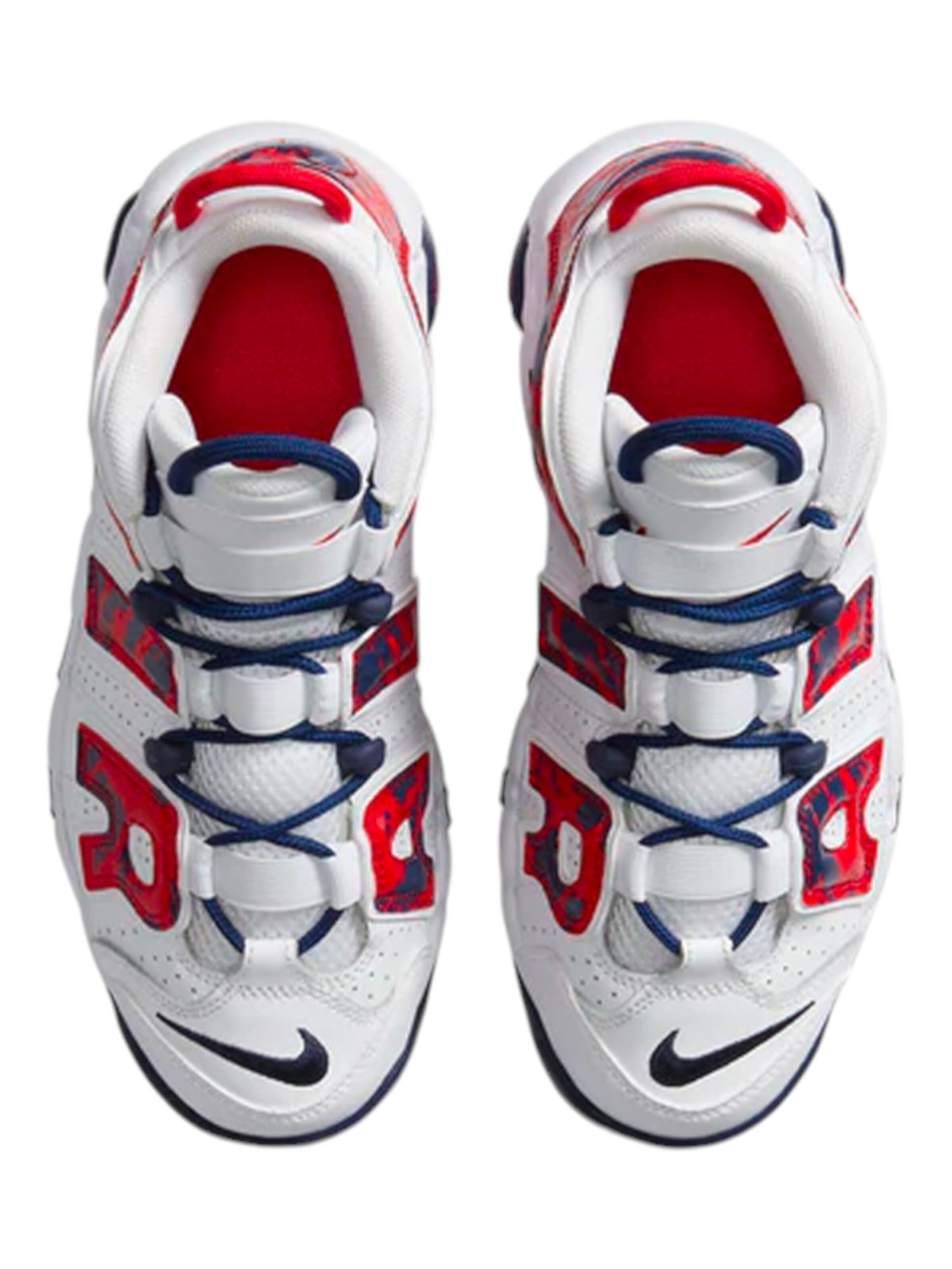 Sneaker di Nike Sportswear in bianco