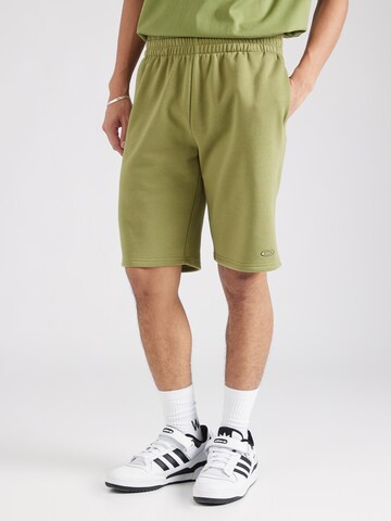 OAKLEY Regular Broek in Groen: voorkant
