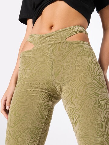 évasé Pantalon 'Tuleen' Motel en vert