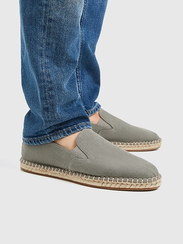 Pull&Bear Espadryle w kolorze zielony