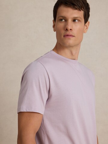 DAN FOX APPAREL - Ajuste regular Camiseta 'Piet' en lila