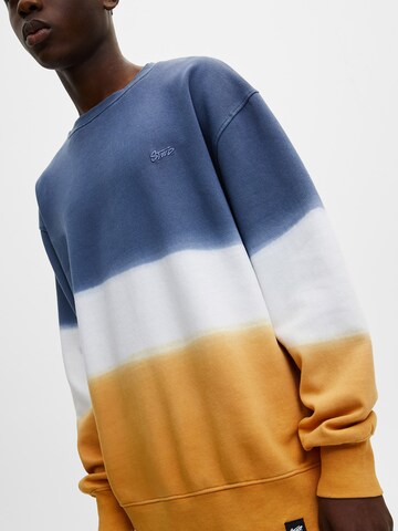 Sweat-shirt Pull&Bear en bleu