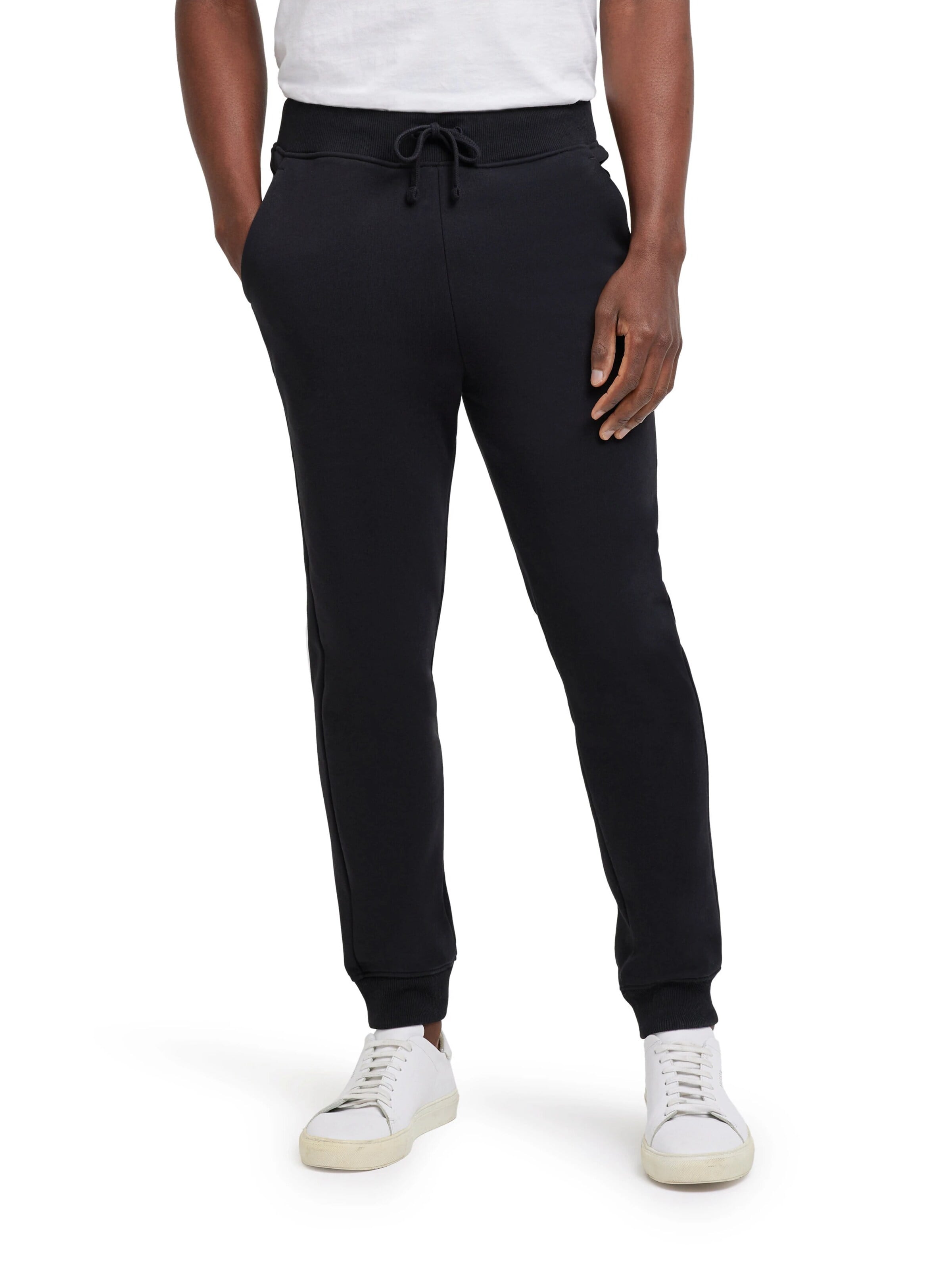 FALKE Regular Sporthose 'Sweat'‌‌‌‌‌ in Schwarz: Vorderseite