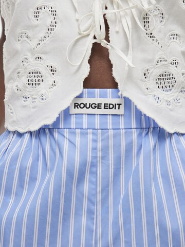 ROUGE EDIT - regular Pantalón en azul