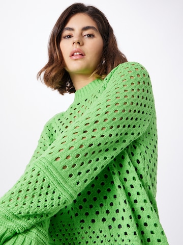 Pullover di Warehouse in verde