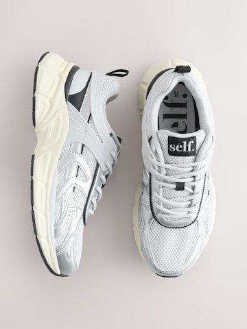 self. Sneakers laag 'Klobige' in Zilver
