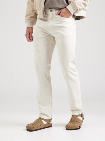 s.Oliver Regular Jeans in Beige: voorkant