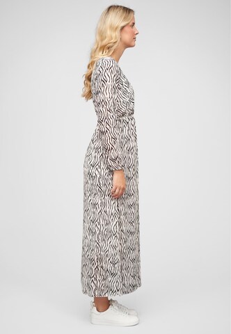 Cloud5ive Šaty – bílá