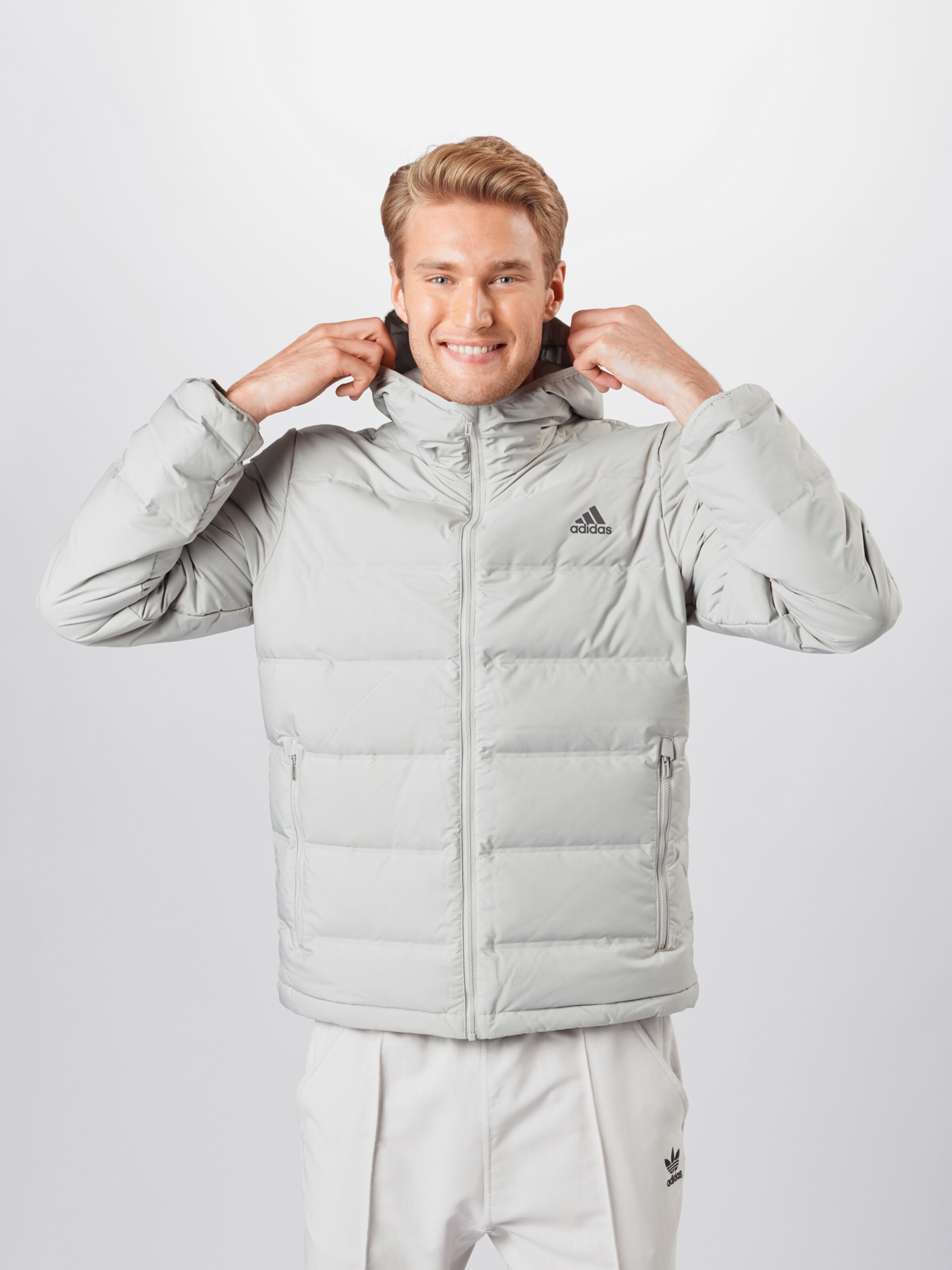 ADIDAS PERFORMANCE Jacke 'Helionic' in hellgrau | ABOUT YOU ADIDAS PERFORMANCE Jacke 'Helionic' in hellgrau | ABOUT YOU