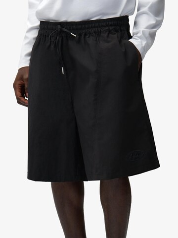 Loosefit Pantaloni di ARTE ANTWERP in nero