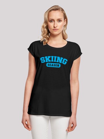 T-shirt 'Skiing Season Winter Sport' F4NT4STIC en noir : devant