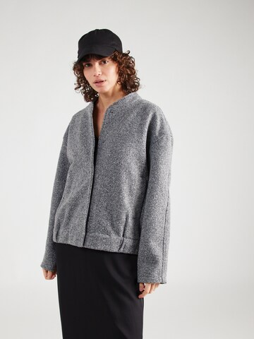 ONLY Between-season jacket 'Gaia' in Grey: front