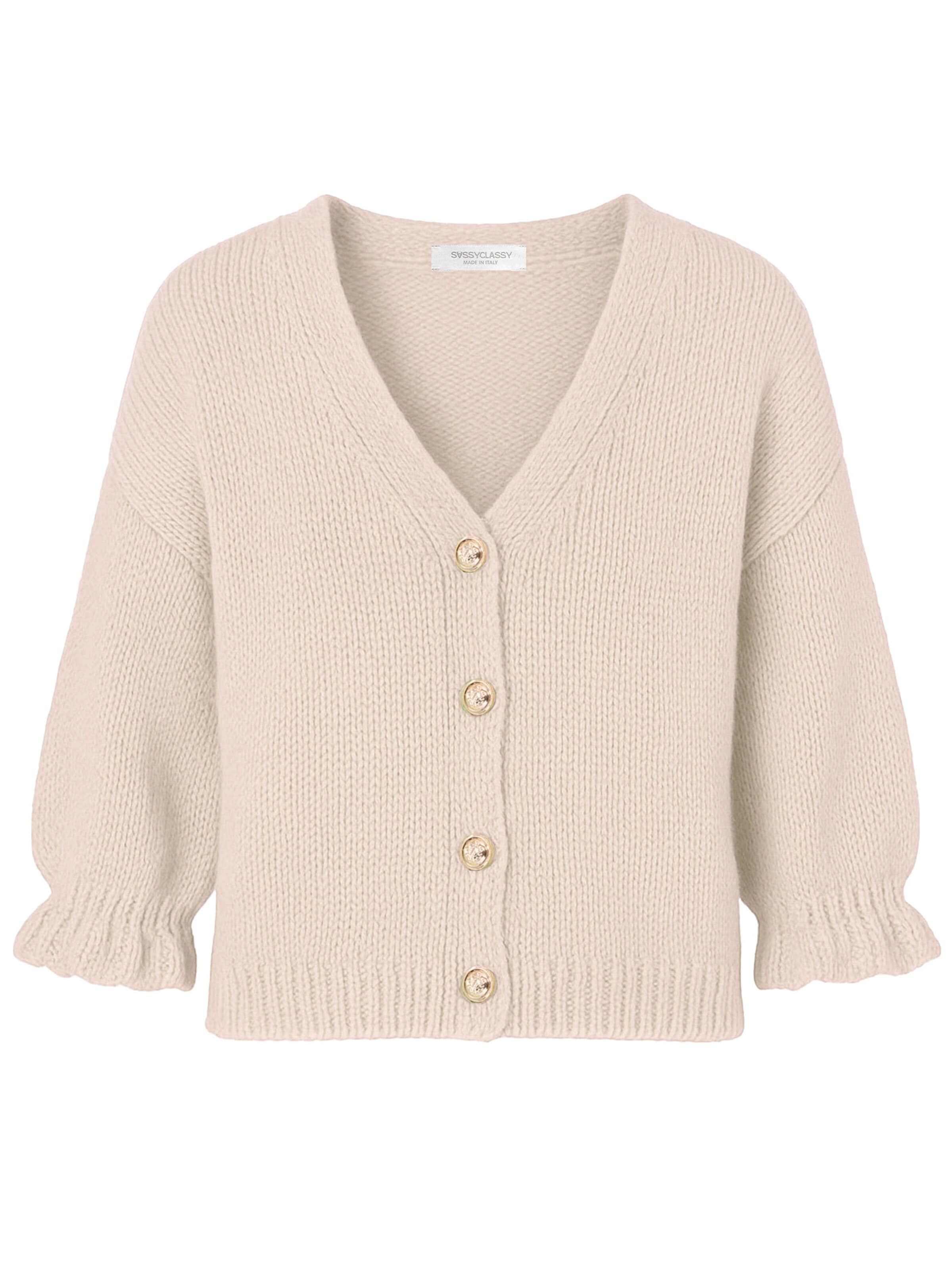 SASSYCLASSY Oversizestrickjacke‌‌‌‌‌‌ in Weiß: Vorderseite