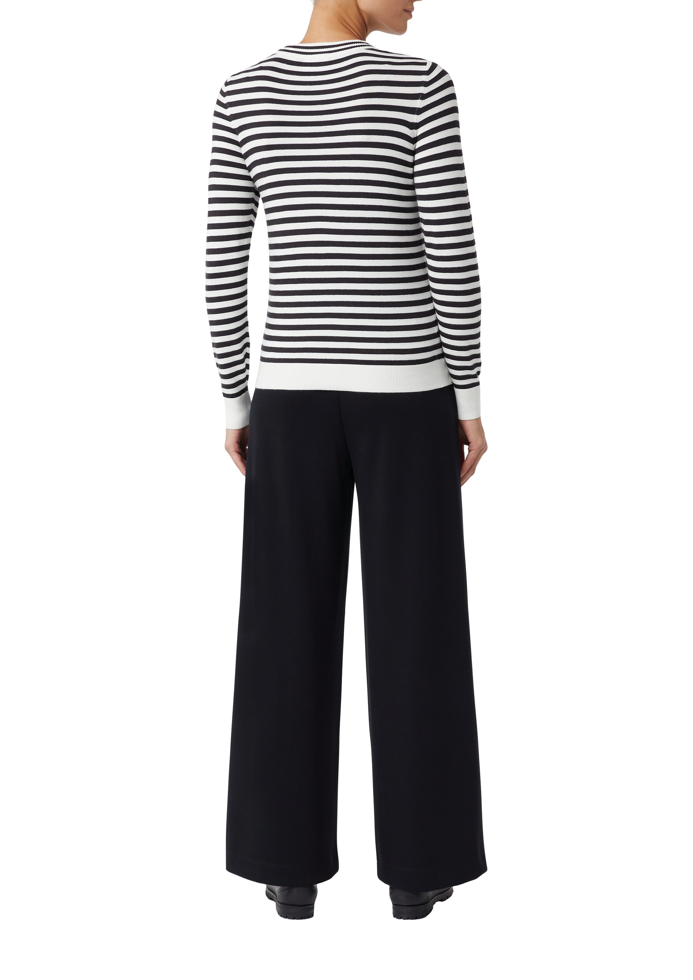 comma casual identity Sweater in White: back