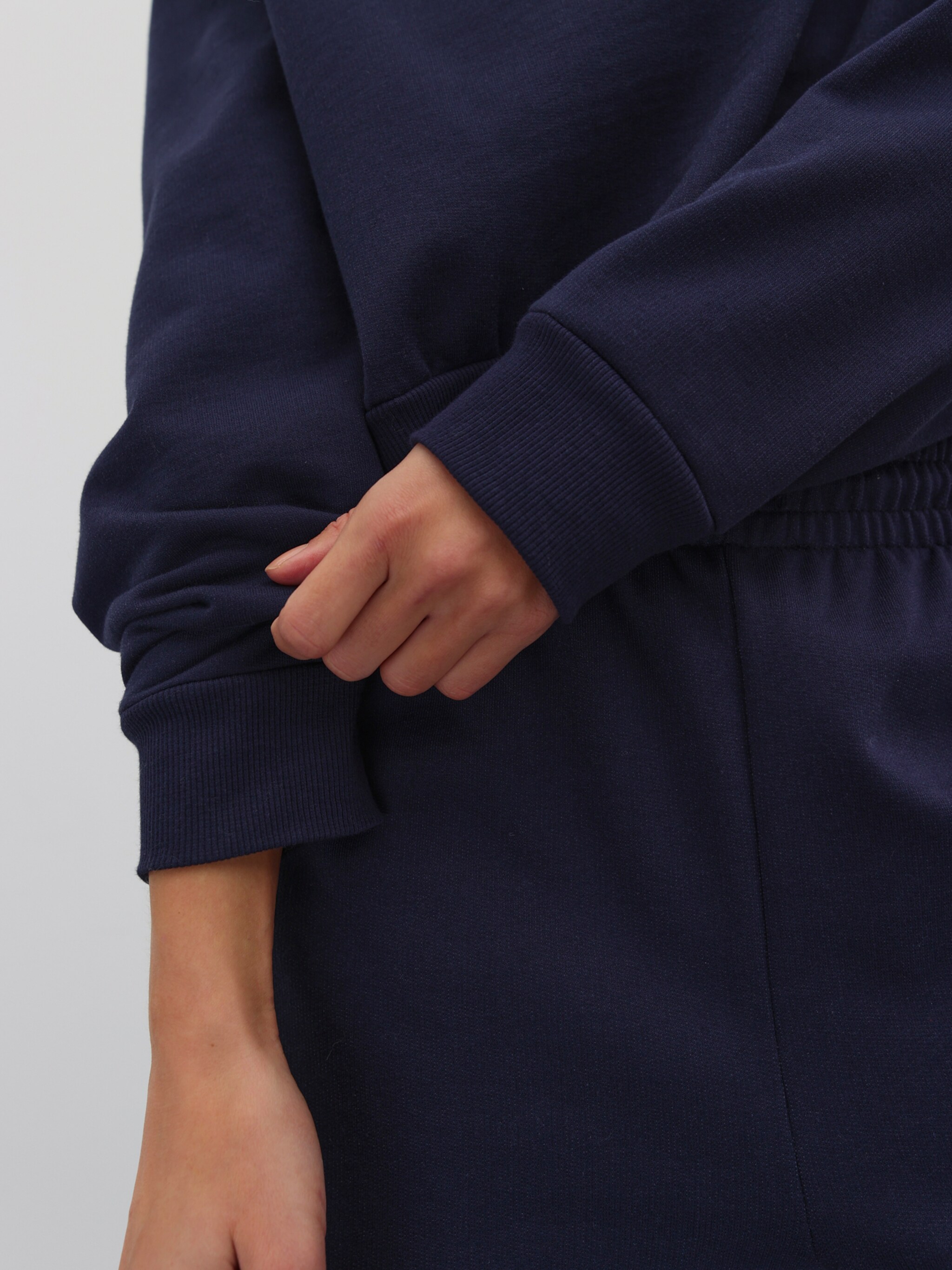 EDITED Producten Sweatshirt 'Aura' Navy