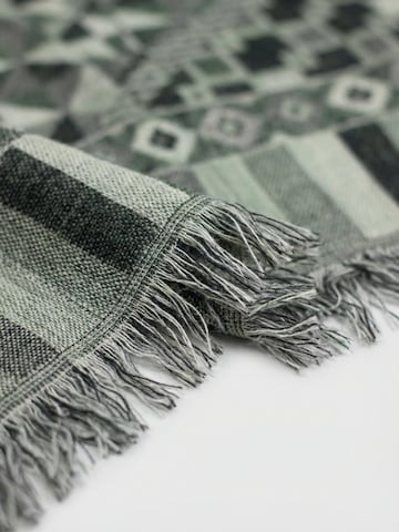 Sunsa Wrap 'Sunsa' in Green