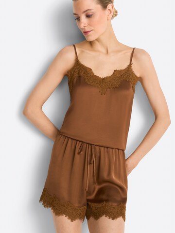 Rich & Royal Regular Shorts in Braun: Vorderseite