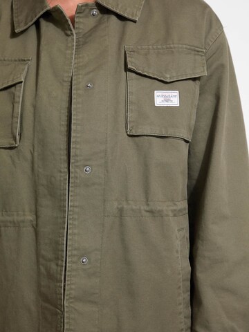 GUESS Jacke 'Utility' in Grün