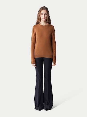GOBI Cashmere Trui 'Women's Essential Cashmere Crewneck Sweater' in Bruin