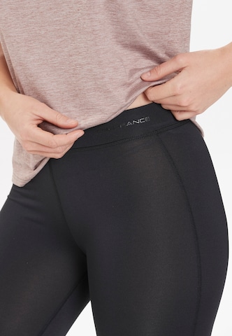 ENDURANCESkinny Sportske hlače 'Lamna' - crna boja