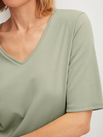 Chemise de nuit 'Favourites Arts' CALIDA en vert