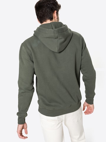 ALPHA INDUSTRIES Regular fit Sweatshirt i grön