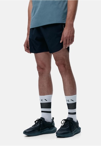 Regular Pantalon 'Souss' Born Living Yoga en bleu : devant