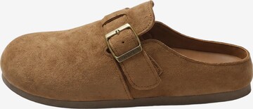 BONVERANO Mules in Green: front
