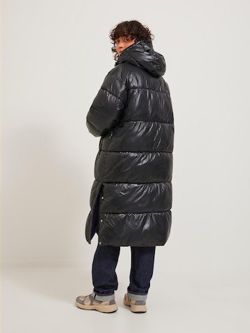 Manteau d’hiver 'PEARL' JJXX en noir