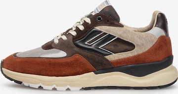 Sneaker bassa 'De Treener 01' di Floris van Bommel in marrone: frontale