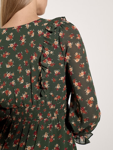 Apricot Jurk ' Chiffonkleid mit Blumenmuster ' in Groen