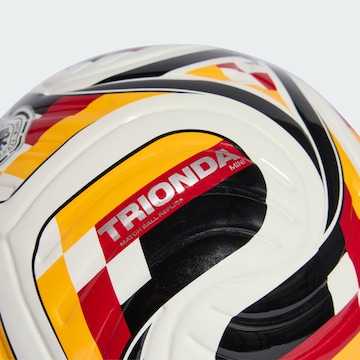 Pallone 'Trionda Germany' di ADIDAS PERFORMANCE in bianco