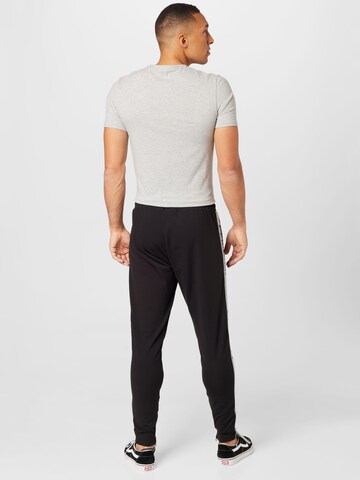 Pegador Regular Pants in Black