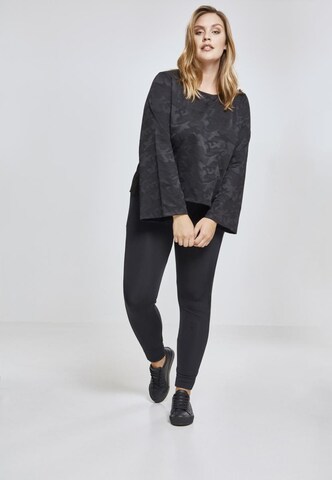 T-shirt Urban Classics en noir