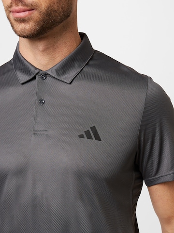 ADIDAS PERFORMANCE - Camiseta funcional 'Train Essentials' en gris