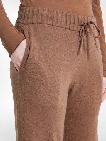DEHA Slim fit Trousers in Brown