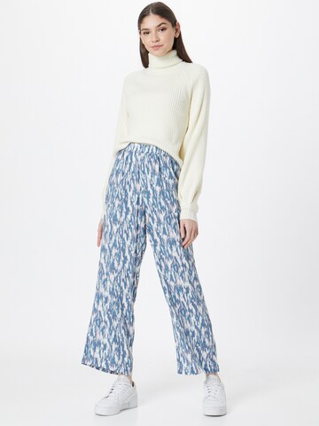 Iriedaily Loose fit Trousers in Blue