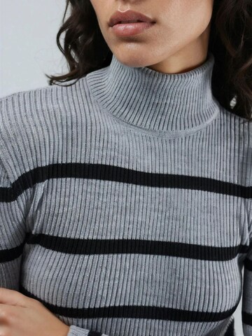 Pull-over My fashion en gris