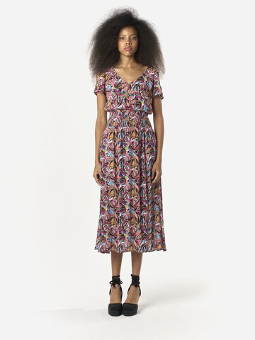 KOROSHI Kjole i sort: forside