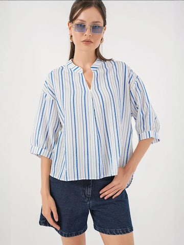 Bigdart Bluse in Blau: Vorderseite