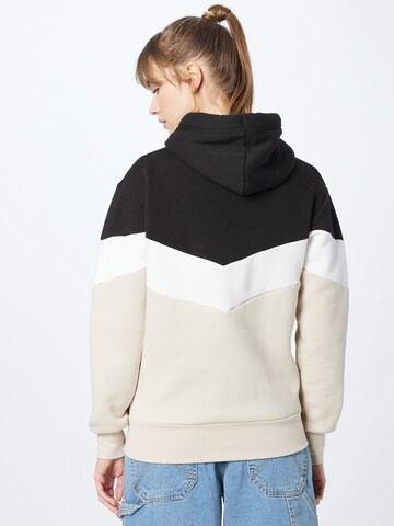 BENCH Sweatshirt 'TERESA' in Weiß