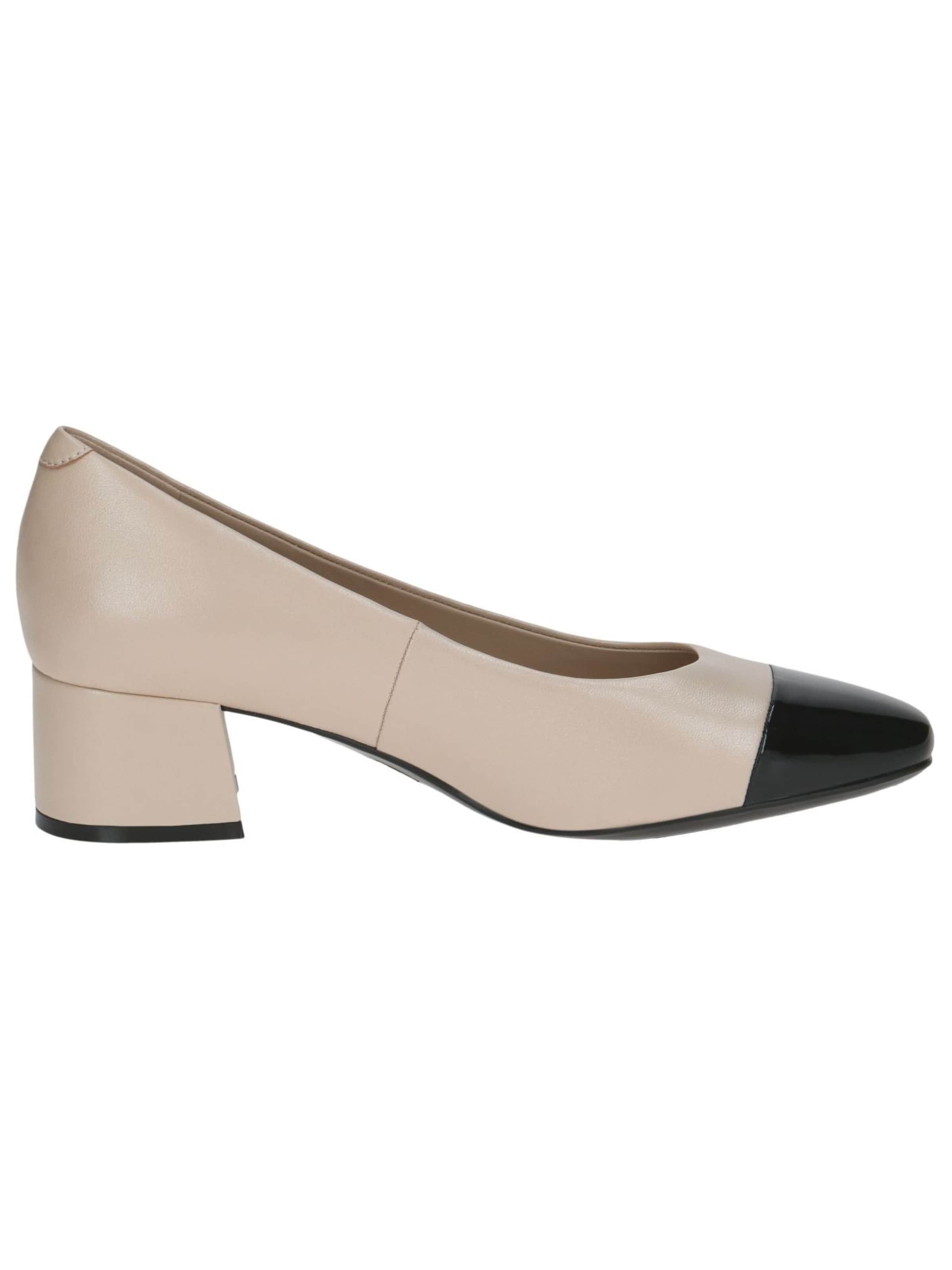 CAPRICE Pumps 'Nina' in Beige