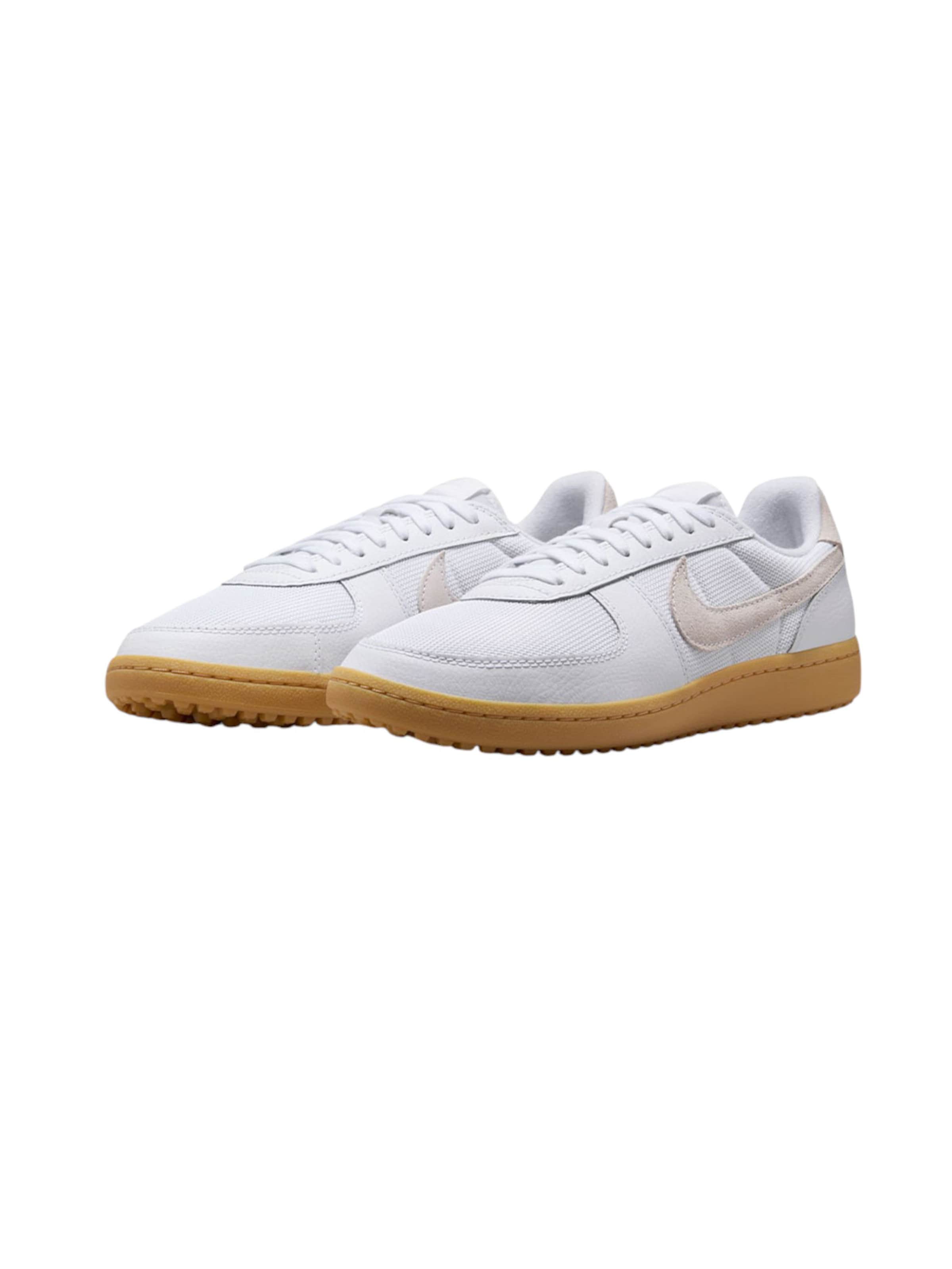 Nike Sportswear Sneaker low 'NIKE FIELD GENERAL 82 SP' in Weiß: Vorderseite