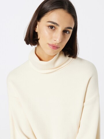 VERO MODA Sweater 'Gold' in White