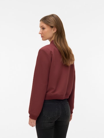 Veste mi-saison 'VMAMALA' VERO MODA en rouge